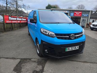 Used Vauxhall Vivaro 100 kW (136 HP) 2022 Blue MPV