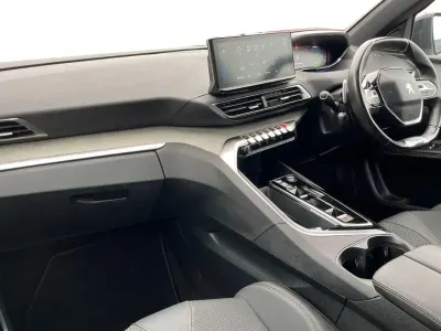 Second-hand Peugeot 3008 GT 134 CP (98 kW) 2023 Alb SUV