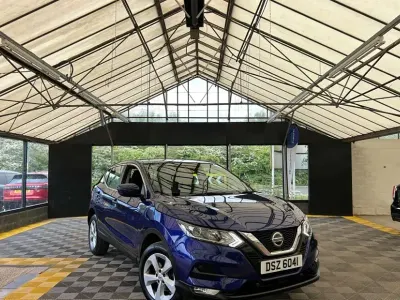 Używany Nissan Qashqai Acenta Premium 140 KM (102 kW) 2019 Niebieski SUV