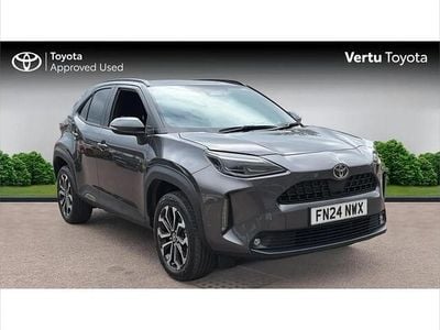 Used Toyota Yaris Cross Design 113 HP (83 kW) 2024 Grey SUV