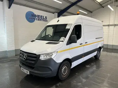 Used Mercedes Sprinter Progressive 150 HP (110 kW) 2022 White Van