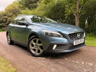 Begagnad Volvo V40 114 HK (83 kW) 2015 Halvkombi