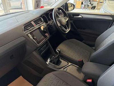 Used VW Tiguan Life 150 HP (110 kW) 2021 Grey SUV