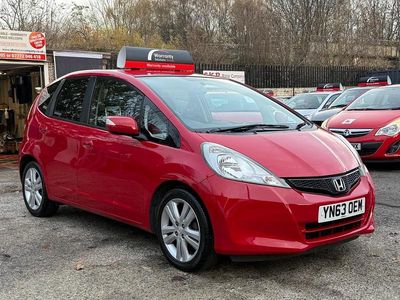 Used Honda Jazz ES 2013 Red Hatchback