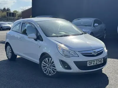 Begagnad Vauxhall Corsa 2013 Vit Halvkombi