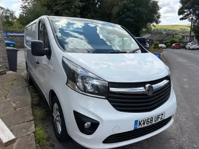 Used Vauxhall Vivaro Sportive 120 HP (88 kW) 2018 White