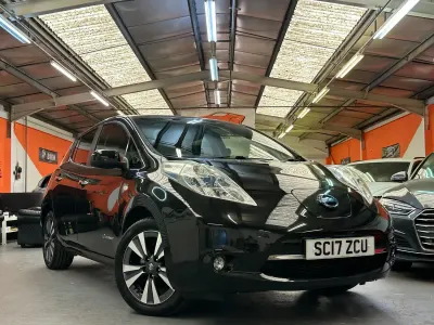 Used Nissan Leaf Tekna 80 kW (109 HP) 2017 Black Hatchback