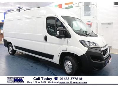 Used Peugeot Boxer 130 HP (95 kW) 2018 White Van