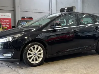 Used Ford Focus Titanium 125 HP (91 kW) 2016 Black Hatchback