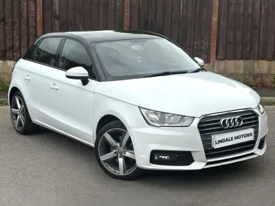 Usado Audi A1 Sportback Sport 125 CV (91 kW) 2015 Blanco Utilitario