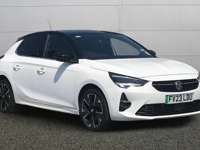 Used Vauxhall Corsa-e Ultimate 100 kW (136 HP) 2023 White Hatchback
