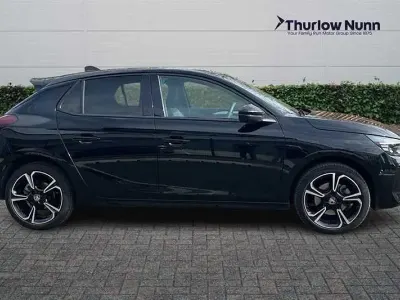 Second-hand Vauxhall Corsa Ultimate 100 CP (73 kW) 2025 Negru Hatchback