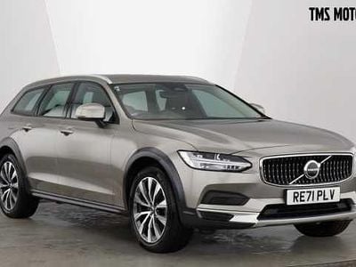 Used 2022 Volvo V90 CC Estate | £26,850 (Super price)