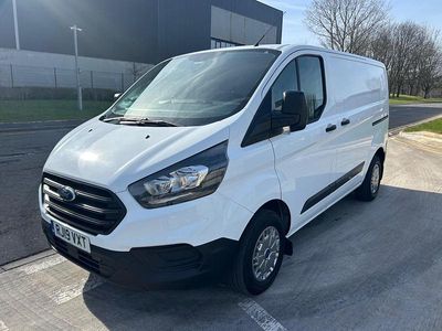 White Used 2019 Ford Transit Custom Van | £7,495 (Fair price)