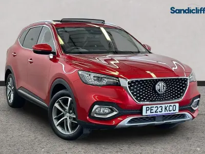 Used MG HS Exclusive 162 HP (119 kW) 2022 Tri coat  dynamic red SUV