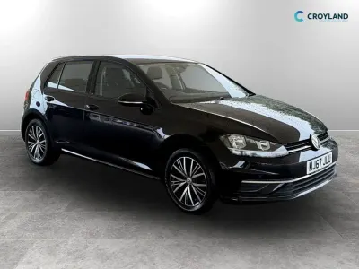 Used VW Golf VII SE 110 HP (80 kW) 2017 Black Hatchback