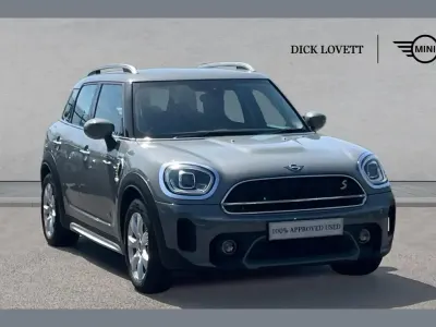 Käytetty Mini Cooper S Countryman Classic 219 HP (161 kW) 2021 Harmaa Katumaasturi