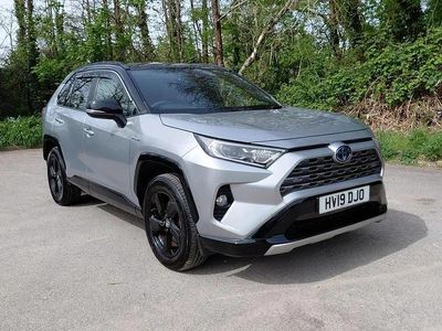 Used Toyota RAV4 Hybrid 218 HP (160 kW) 2019 Silver SUV