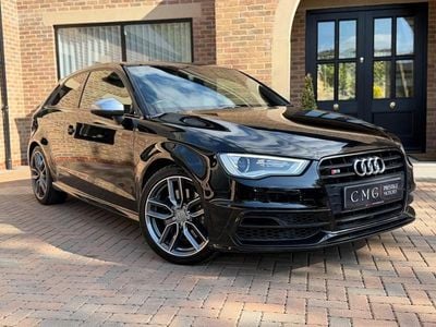 Begagnad Audi S3 Sportback Comfort 300 HK (220 kW) 2015 Svart Halvkombi