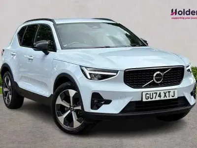 Usado Volvo XC40 Plus 161 CV (118 kW) 2025 SUV