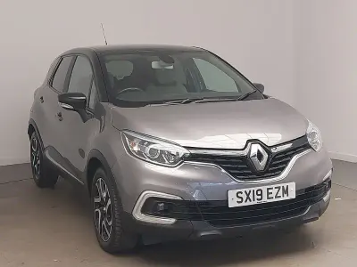 Used Renault Captur Iconic 90 HP (66 kW) 2019 Grey SUV