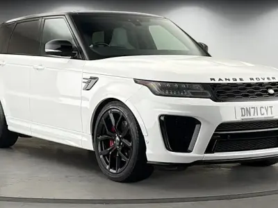 Używany Land Rover Range Rover Sport SVR 575 KM (422 kW) 2021 Biały SUV