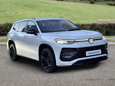 White Used 2025 VW Touran R-line MPV | £51,995