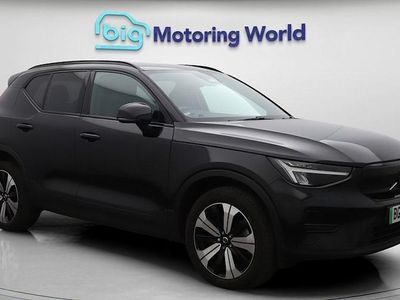 Black Used 2022 Volvo XC40 Core SUV | £20,100 (Fair price)
