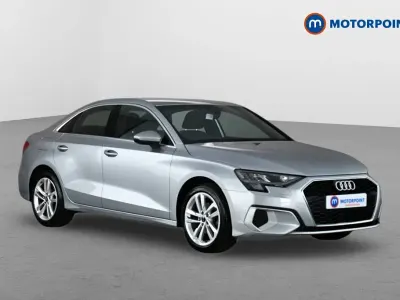 Begagnad Audi A3 Sport 150 HK (110 kW) 2023 Silver Sedan