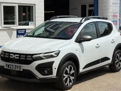 Used Dacia Sandero Journey 91 HP (66 kW) 2023