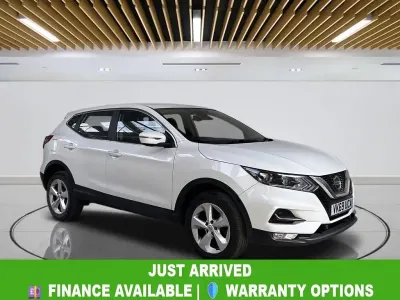 Used Nissan Qashqai Acenta Premium 160 HP (117 kW) 2019 White SUV