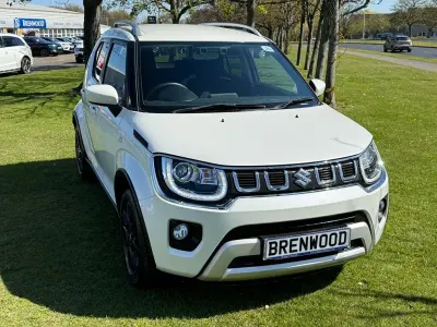 Używany Suzuki Ignis SZ-T 83 KM (61 kW) 2024 Biały SUV
