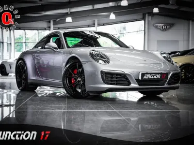Usado Porsche 911 Carrera 4S 2016 Prateado Coupé