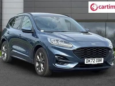 Usado Ford Kuga ST-Line 150 CV (110 kW) 2022 Azul SUV