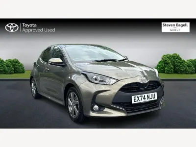 Used Toyota Yaris Hybrid 2024 Bronze Hatchback