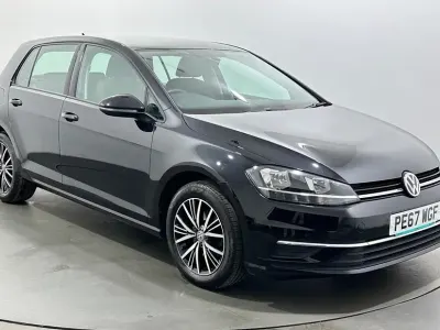 Second-hand VW Golf VII SE 125 CP (91 kW) 2017 Negru Hatchback