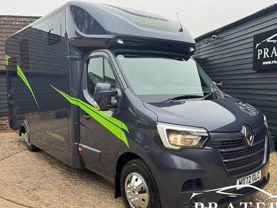 Używany Renault Master Business 135 KM (99 kW) 2022 Biały Minivan