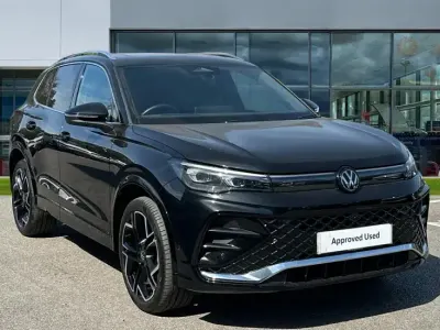 Used VW Tiguan R-line 272 HP (200 kW) 2025 Grenadilla black metallic SUV