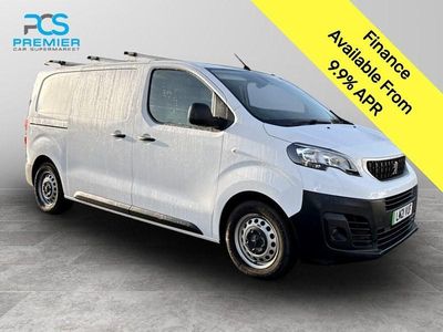 Used Peugeot e-Expert 100 kW (136 HP) 2021 White Van