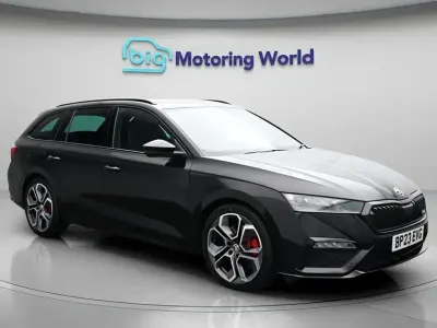 Used Skoda Octavia vRS 200 HP (147 kW) 2023 Black Estate