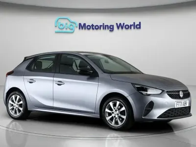 Używany Vauxhall Corsa 75 KM (55 kW) 2022 Szary Hatchback