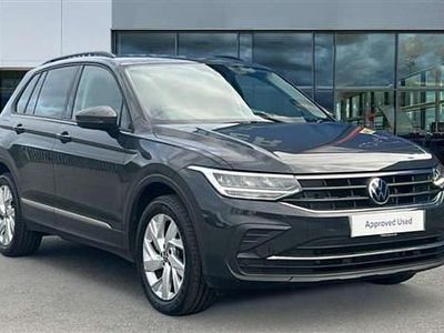 Urano grey Used 2022 VW Tiguan Life SUV | £18,372 (Fair price)