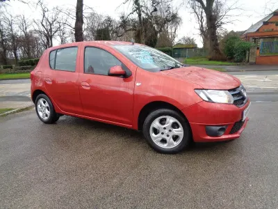 Used Dacia Sandero Lauréate 2015 Red Hatchback