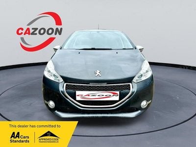 Grey Used 2015 Peugeot 208 Style Hatchback | £4,399 (Fair price)