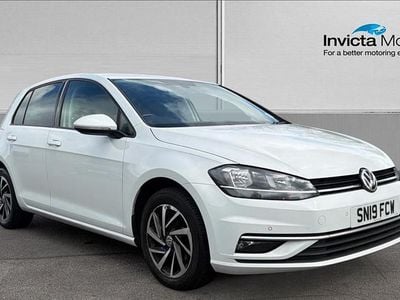 Used VW Golf VII Life 130 HP (95 kW) 2019 White Hatchback