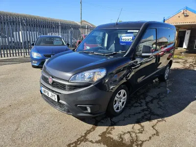 Used Fiat Doblò 95 HP (69 kW) 2018 Black MPV