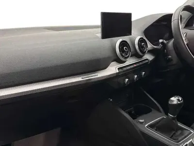 Begagnad Audi Q2 Sport 2023 SUV