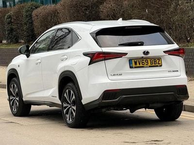 Used Lexus NX300h Sport Line 197 HP (144 kW) 2019 White SUV