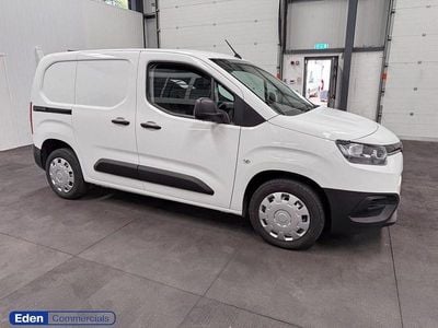 White Used 2022 Toyota Proace Active MPV | £10,480 (Good price)