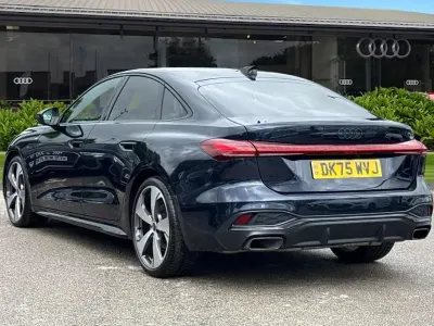 Used Audi A5 Advanced 204 HP (150 kW) 2025 Blue Sedan